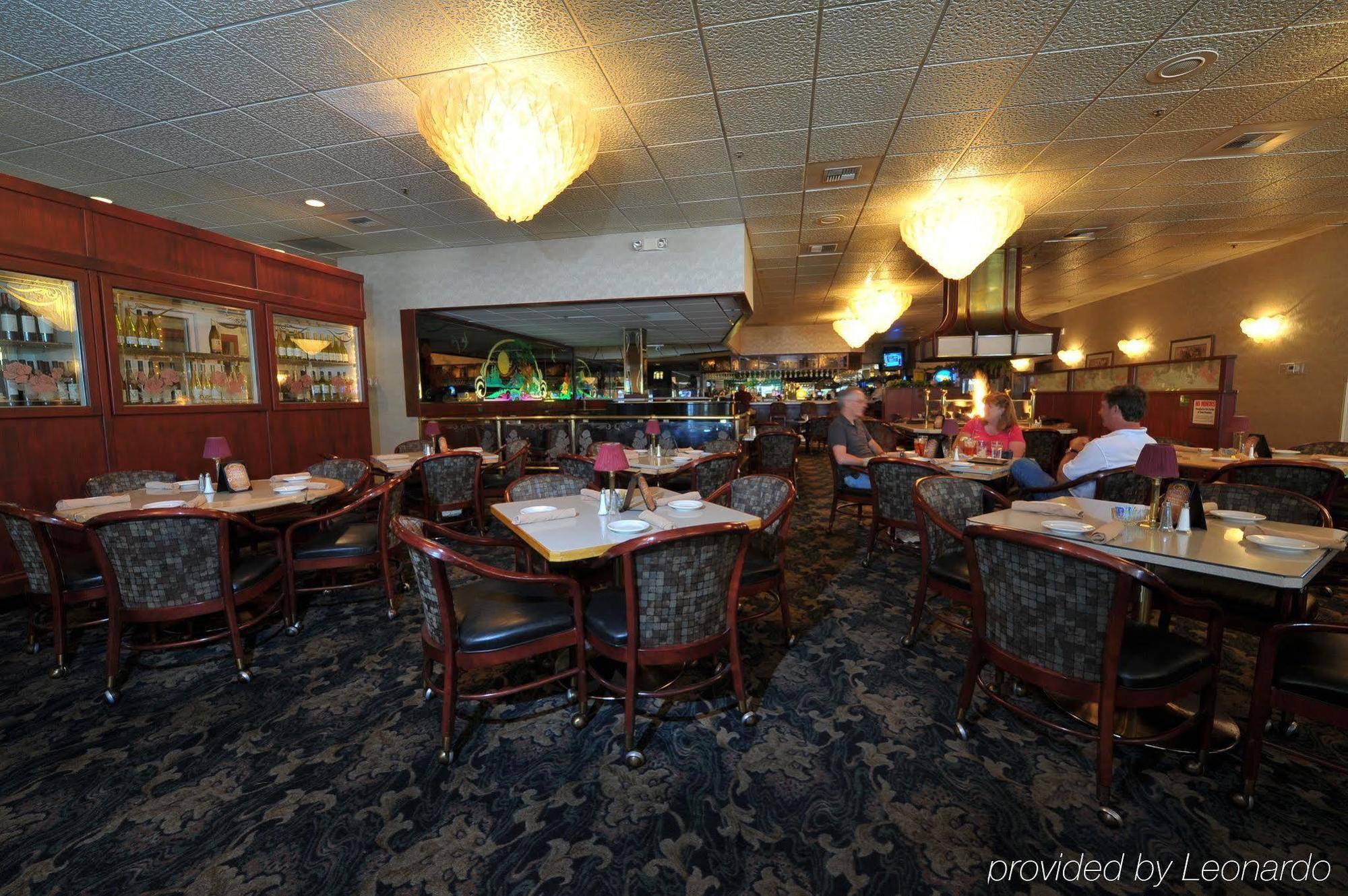 Sojourn Suites Portland Airport Restoran fotoğraf